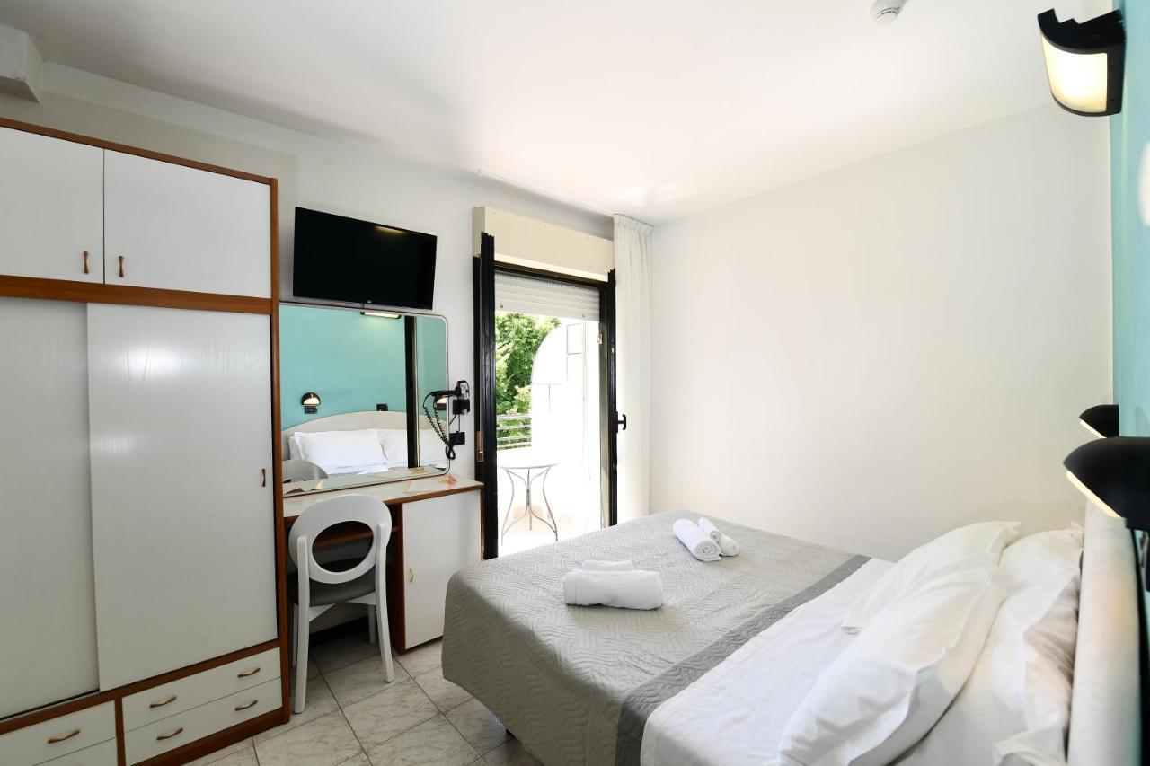 Hotel Criniera D'Oro Rimini Dış mekan fotoğraf